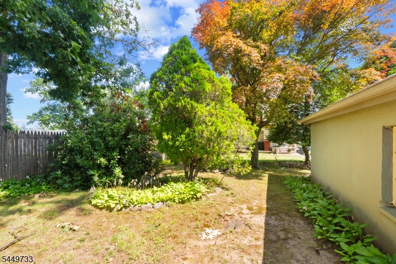 12 Montclair Ave