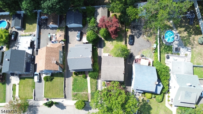 12 Montclair Ave