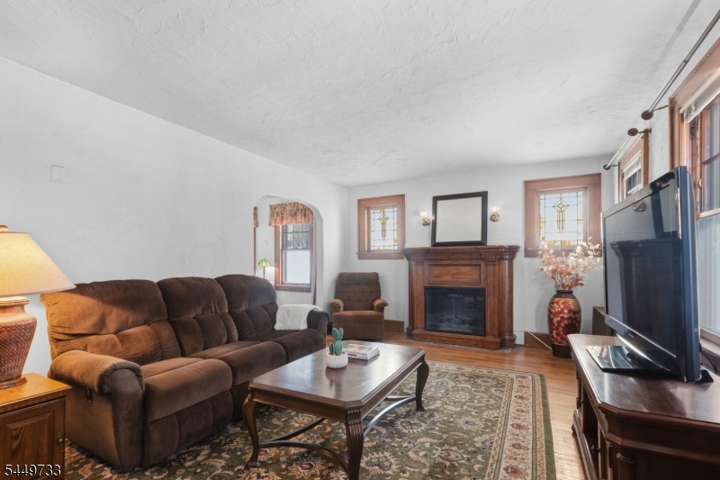 12 Montclair Ave