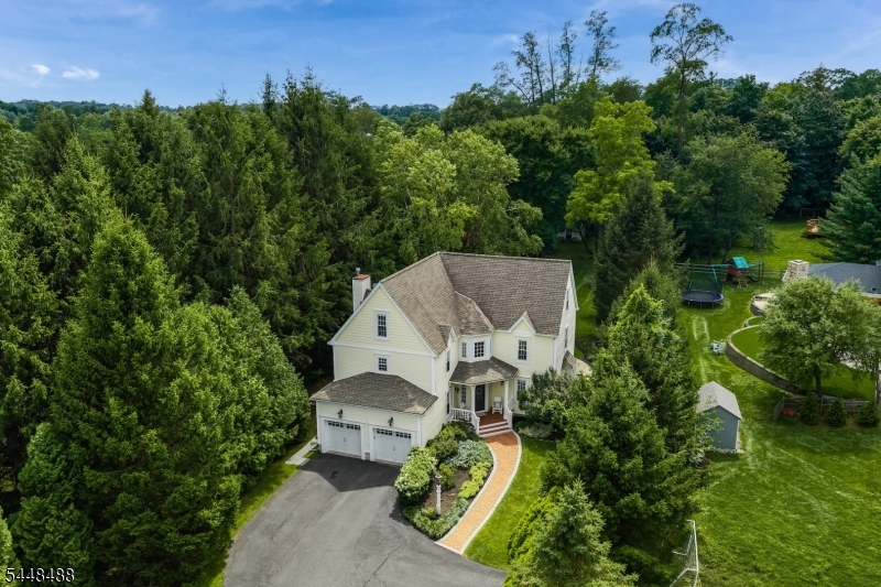 61 Collis Ln
