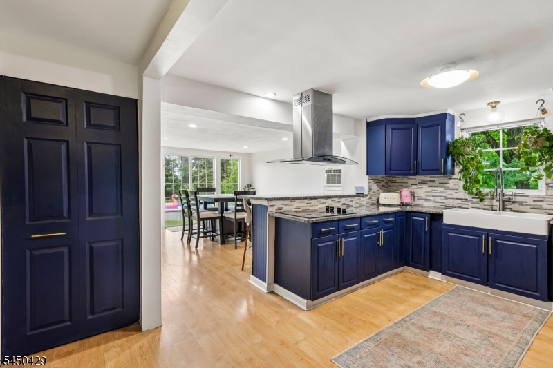 15 Musconetcong Ave
