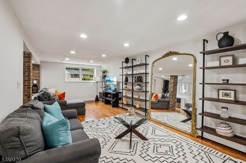 15 Musconetcong Ave