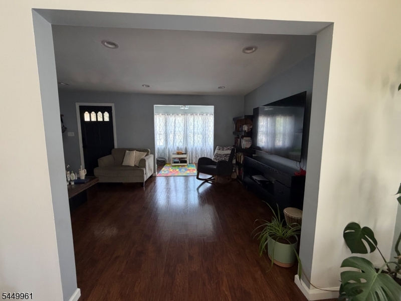 622 Lillian Ter