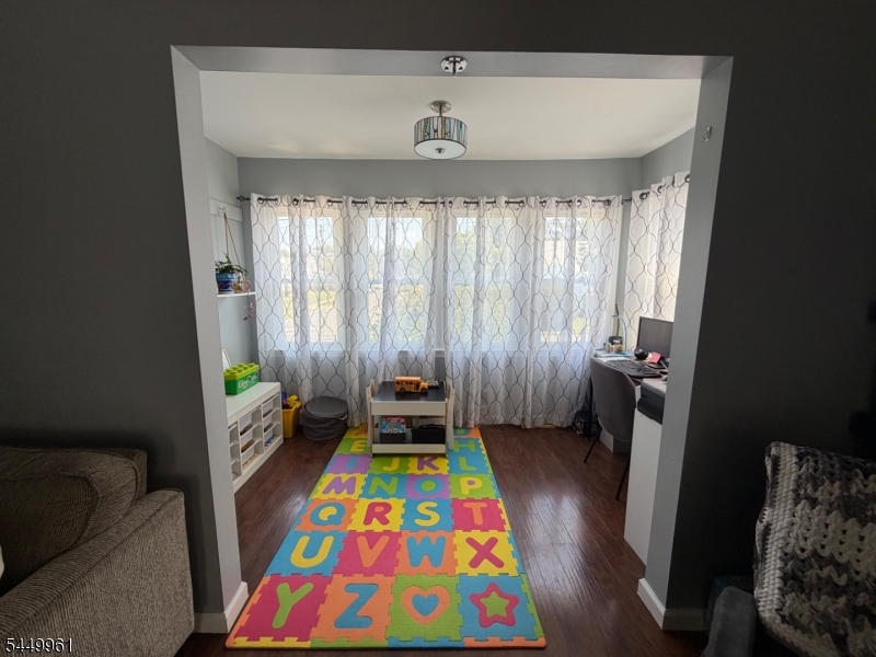 622 Lillian Ter