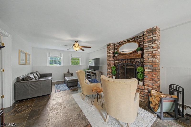 231 Greenwood Ave
