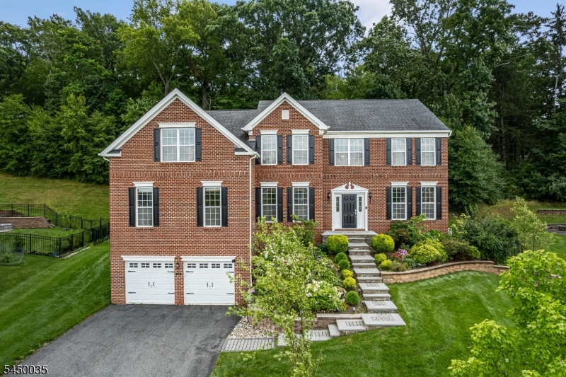 13 Ruggiero Way