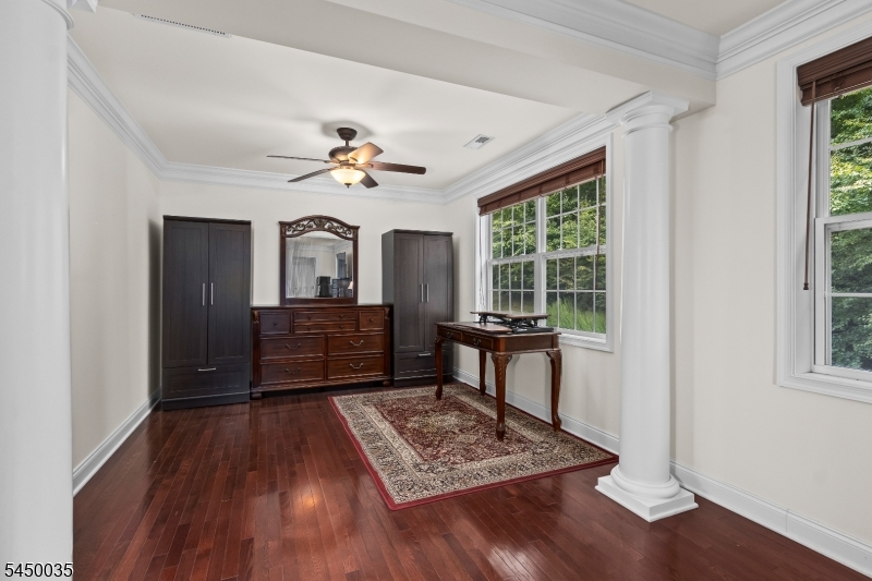 13 Ruggiero Way