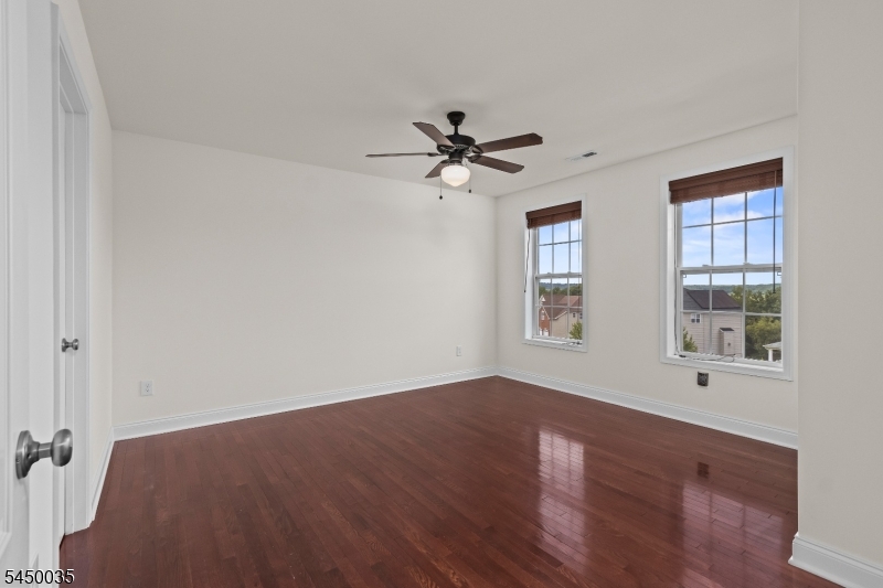 13 Ruggiero Way