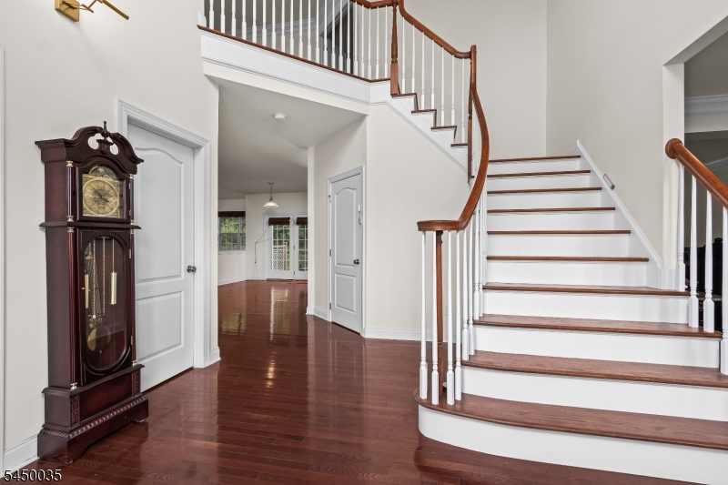 13 Ruggiero Way