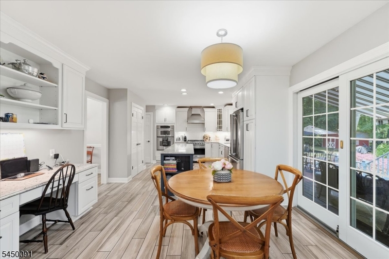 3 Chesterbrook Rd