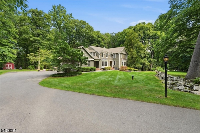 3 Chesterbrook Rd