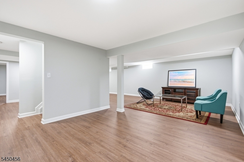 861 Garfield Ave