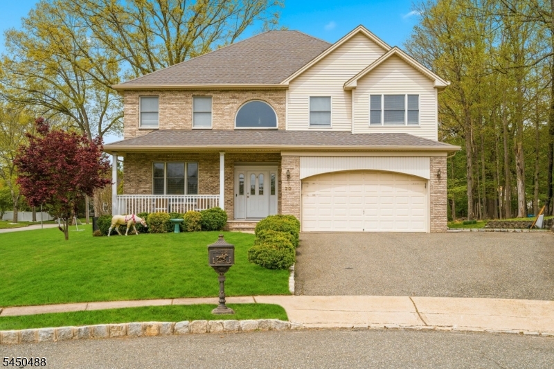 20 Greenbriar Ct