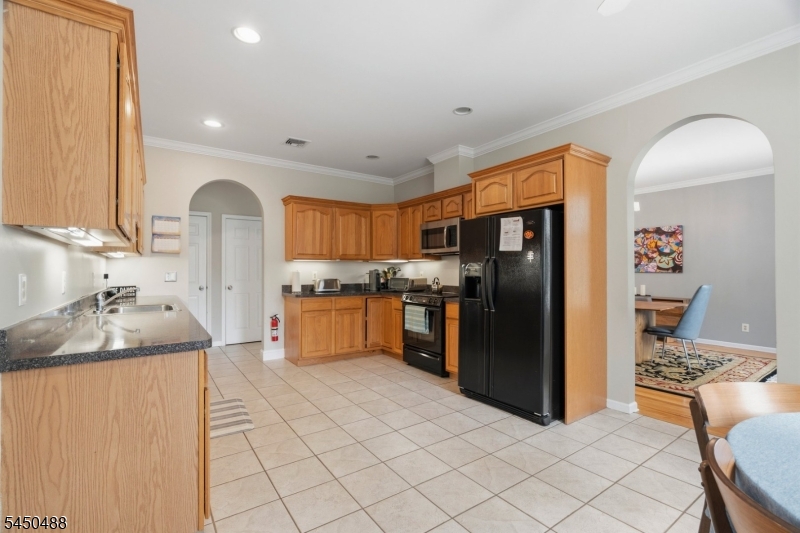 20 Greenbriar Ct