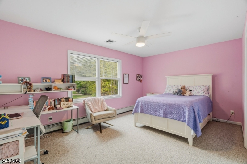 20 Greenbriar Ct