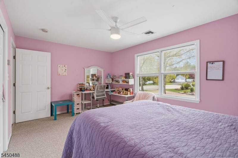 20 Greenbriar Ct