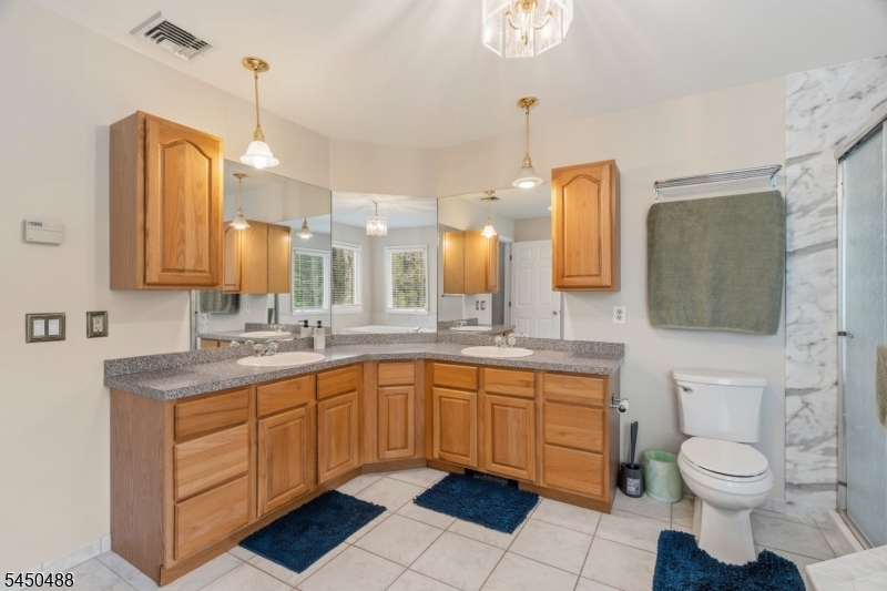 20 Greenbriar Ct