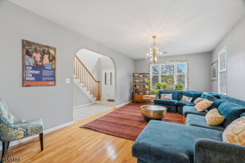 20 Greenbriar Ct