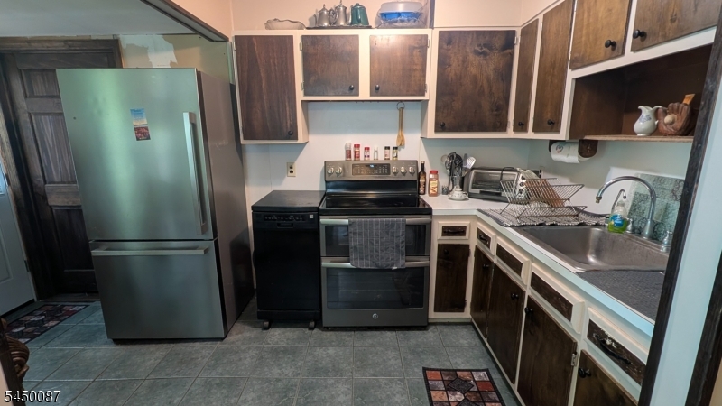 31 Hewitt Rd