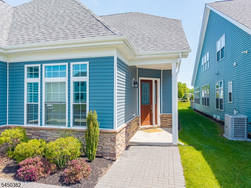 22 Samjan Cir