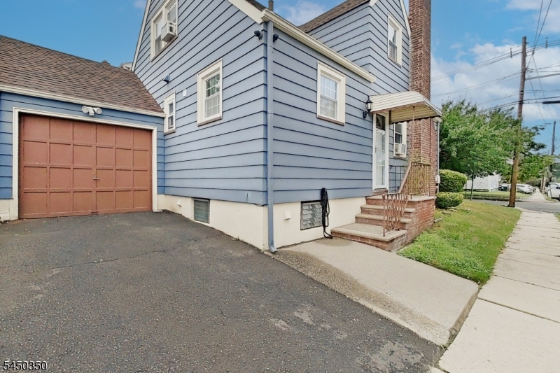 67 Liberty Ave