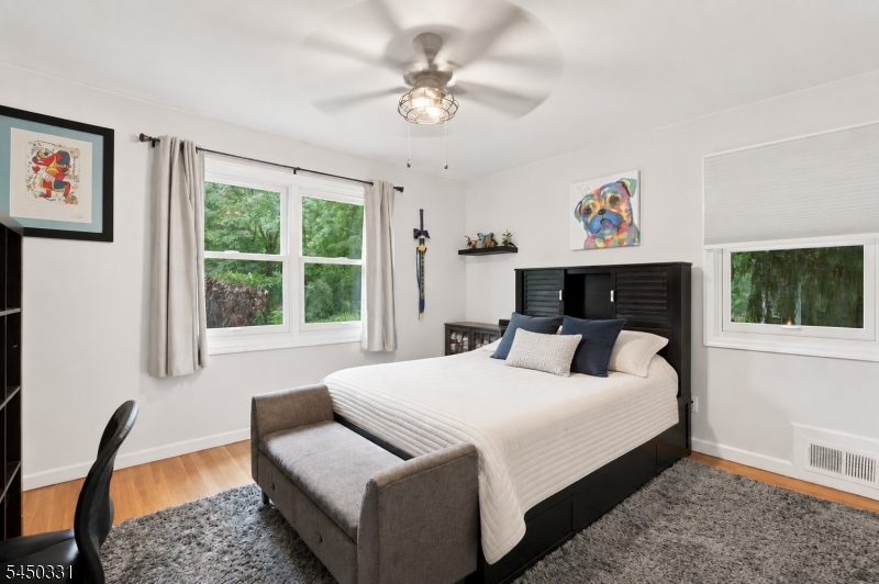 35 Mercier Pl