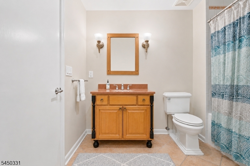 35 Mercier Pl