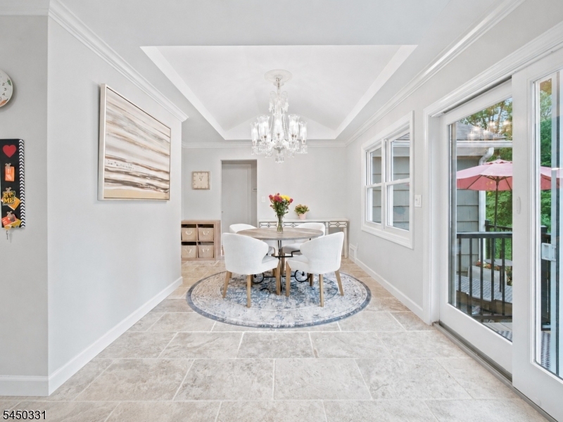 35 Mercier Pl