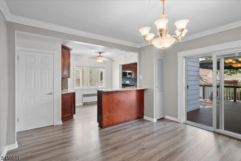 175 Colonial Rdwest