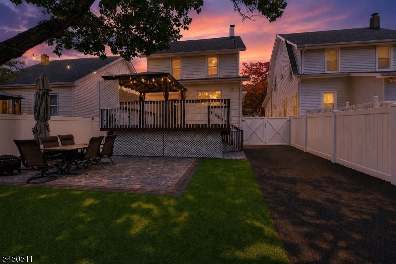 175 Colonial Rdwest