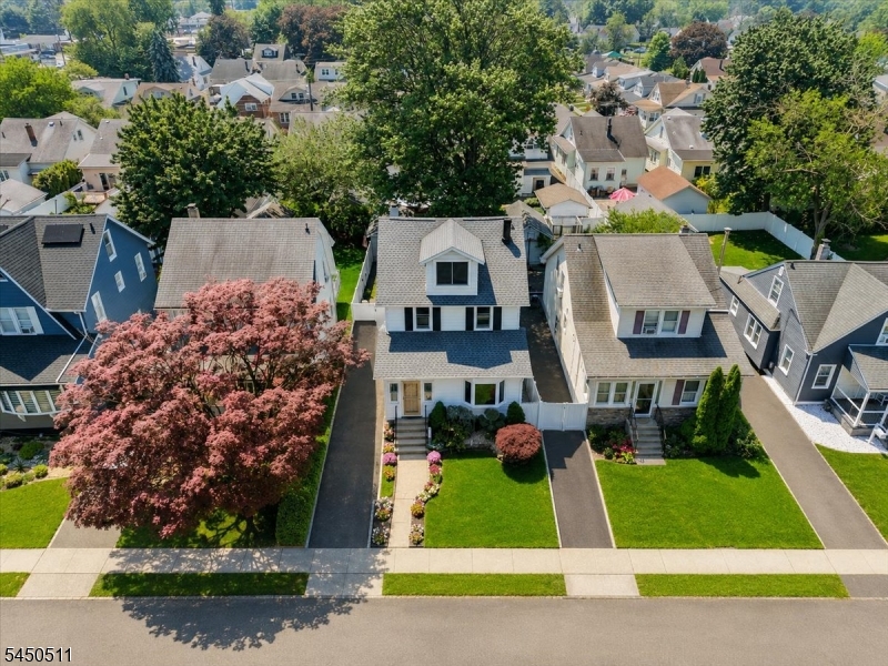 175 Colonial Rdwest