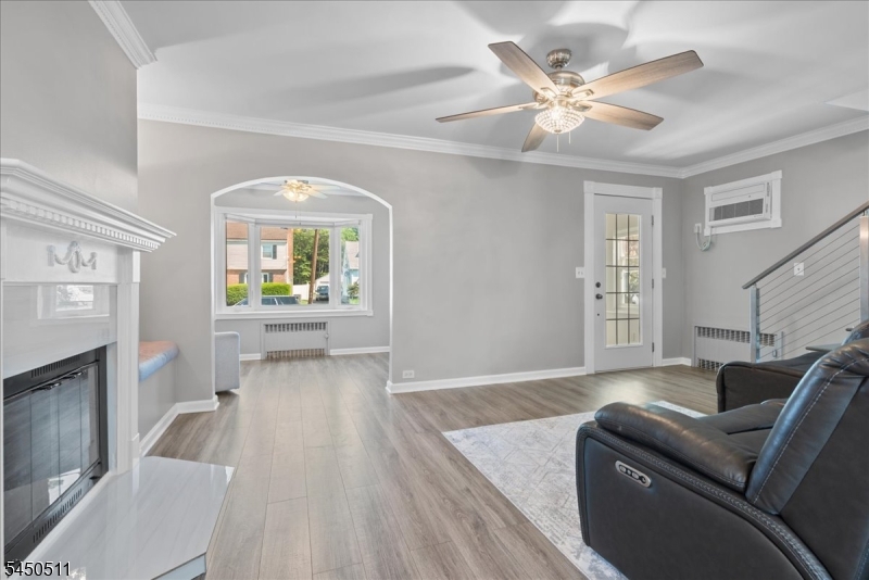 175 Colonial Rdwest