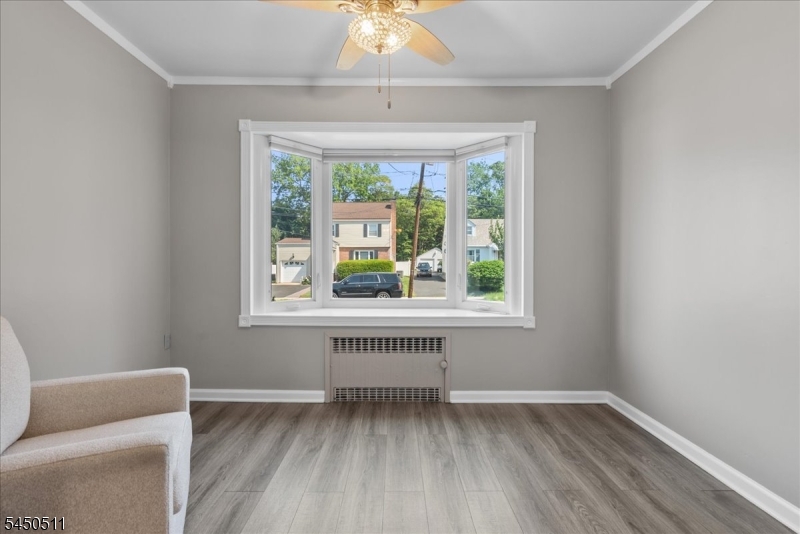 175 Colonial Rdwest