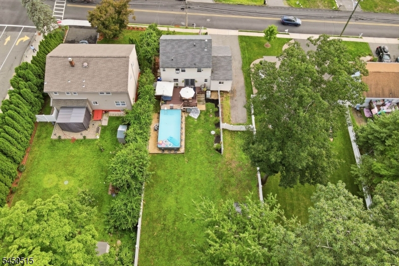 93 Yawpo Ave