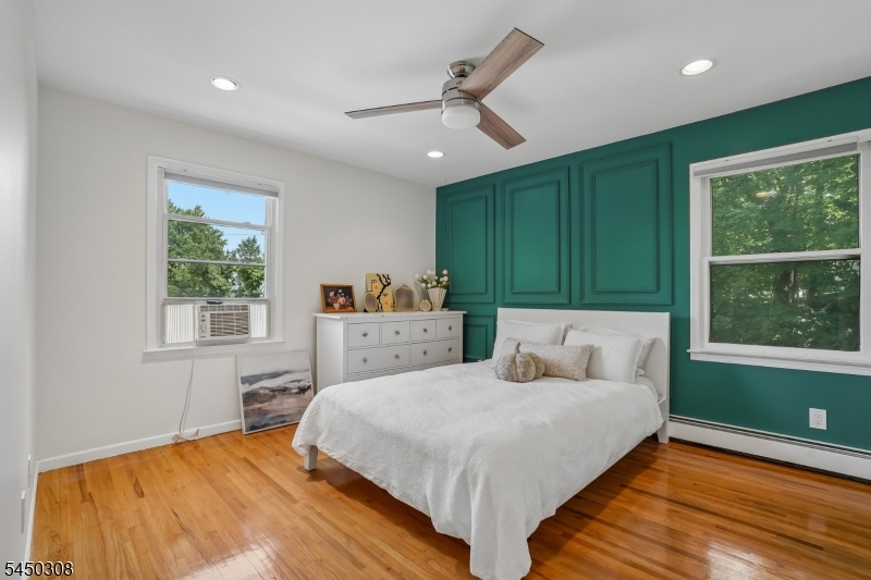 35 Iroquois Ave