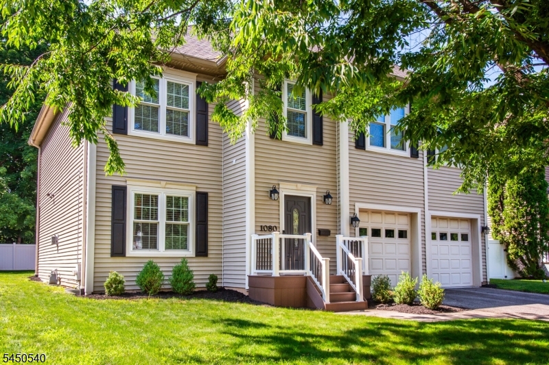 1080 Quigley Ct