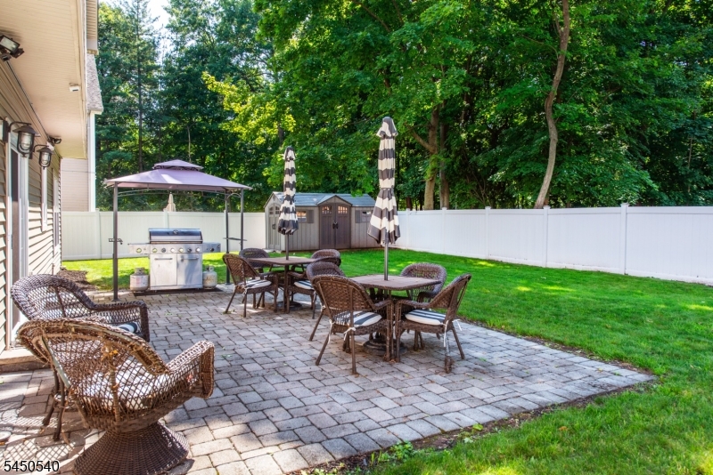 1080 Quigley Ct