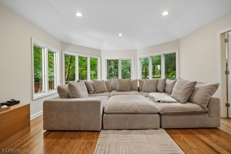 9 Coleridge Rd