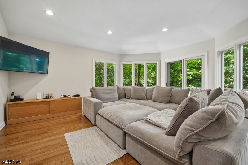 9 Coleridge Rd