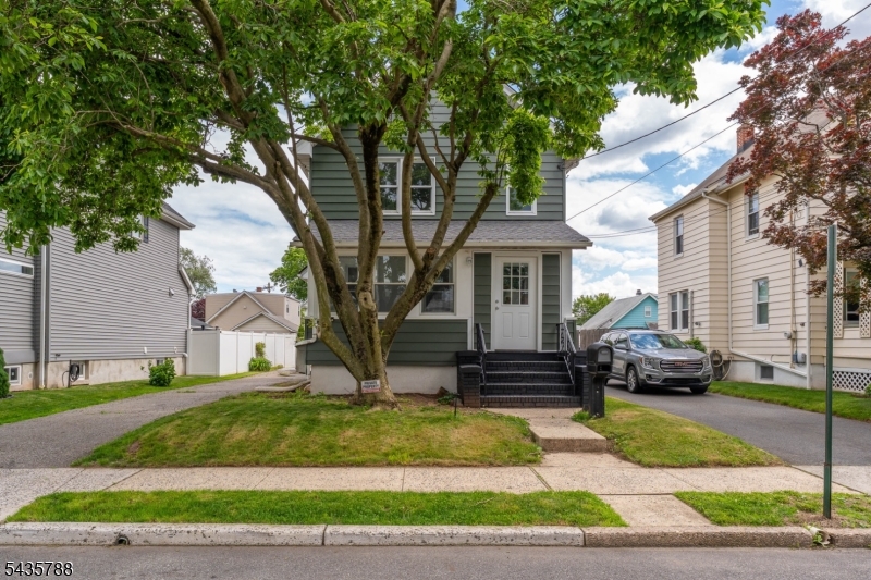 11 Jean Ct