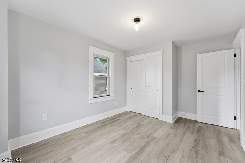 11 Jean Ct