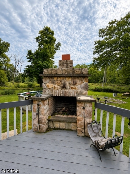 33 Harrison Rd