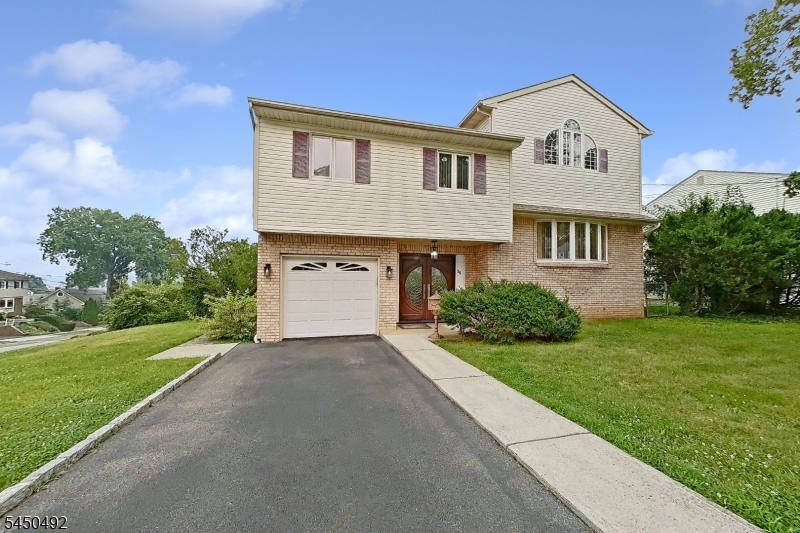 56 Eaton Pl