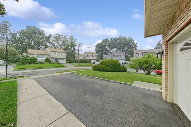56 Eaton Pl