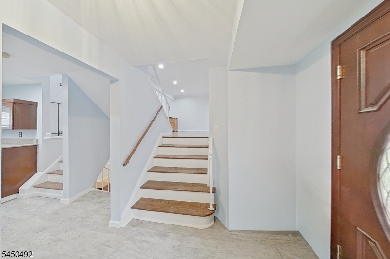 56 Eaton Pl