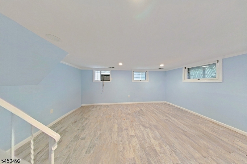 56 Eaton Pl