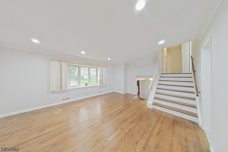 56 Eaton Pl
