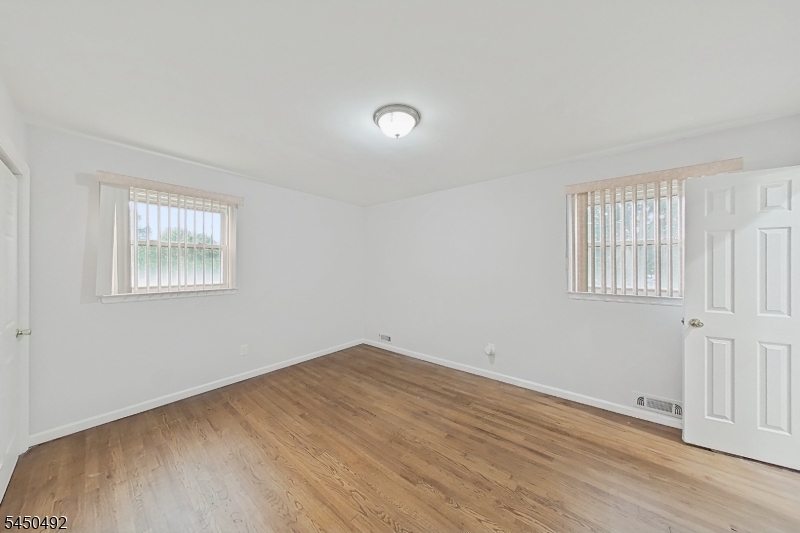 56 Eaton Pl