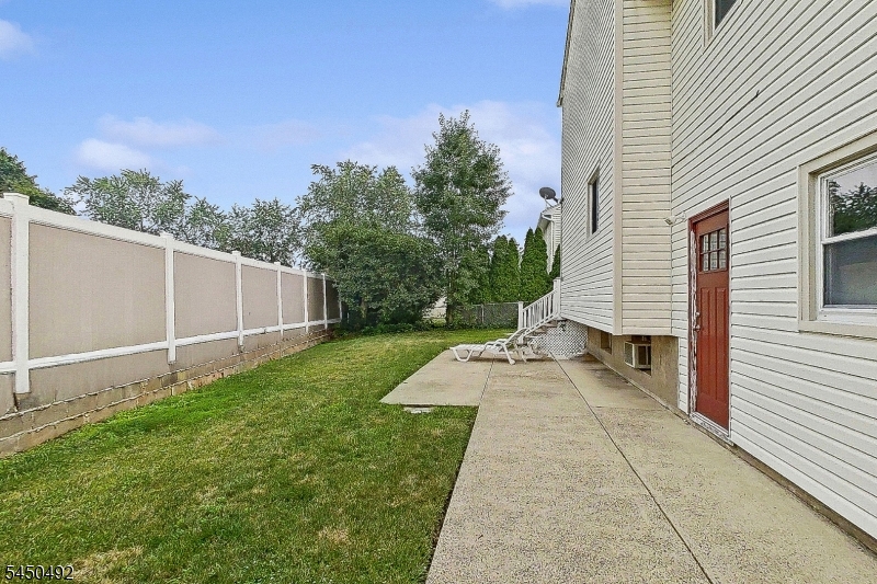 56 Eaton Pl