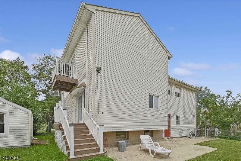 56 Eaton Pl